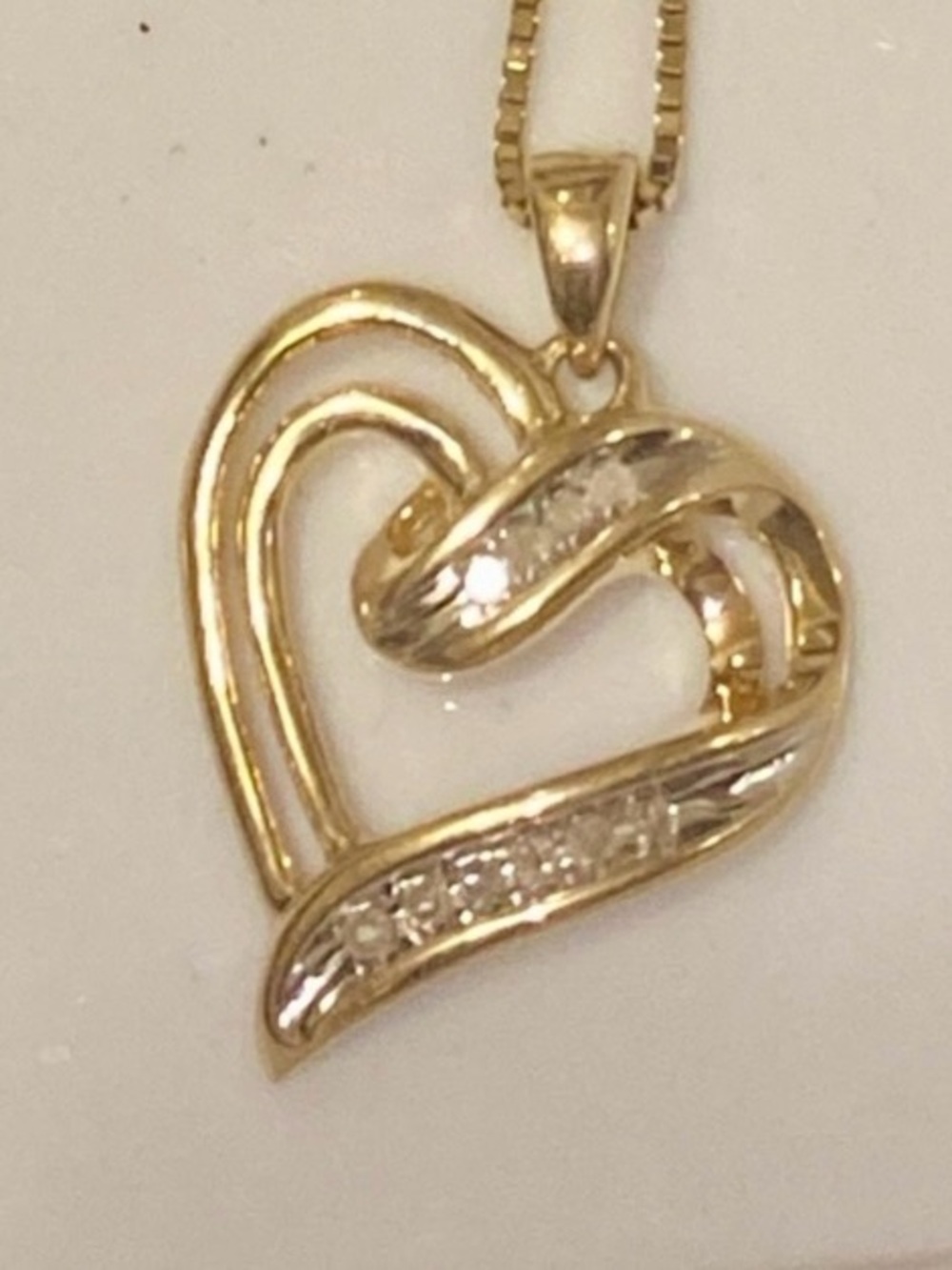 10K Solid Yellow Gold Diamond Ribbon Heart Pendant with Diamond Accents. - Picture 16 of 16